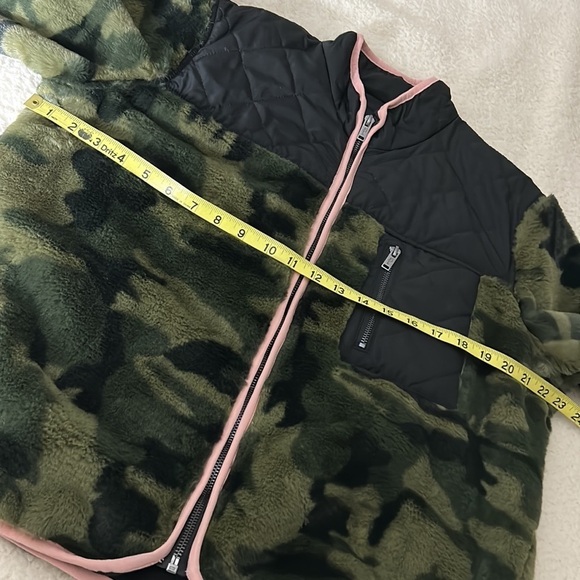 Rails Wesley Green Black Camo Zip Up Jacket Size L - Picture 9 of 12